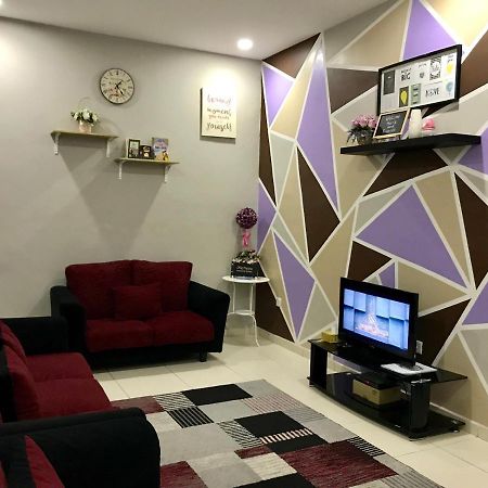 D'Q Putra Homestay Melaka Unit Miqa Buitenkant foto